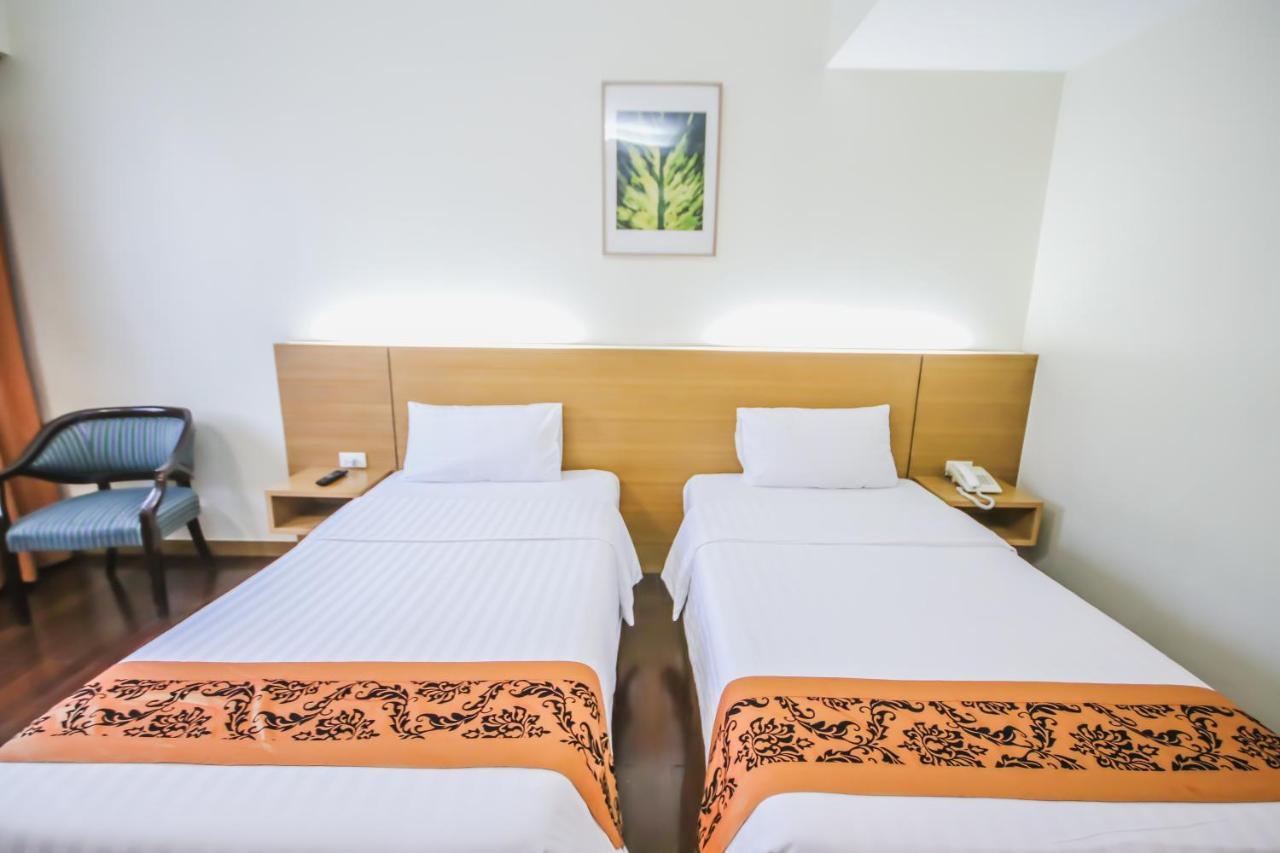 P2 Boutique Hotel Bangkok Kültér fotó